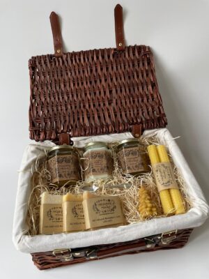 PRE ORDER Luxury Honey-lovers' Hamper - Image 3
